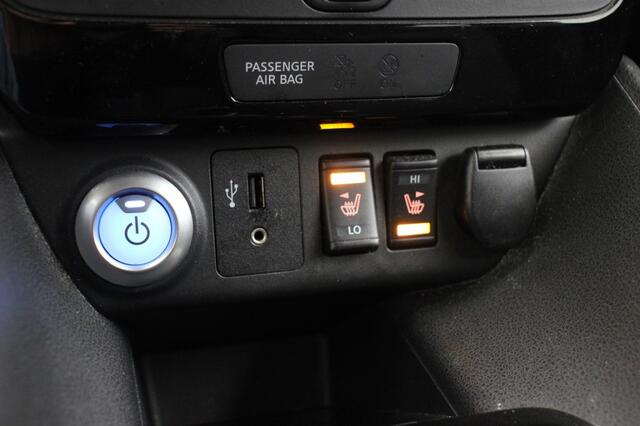 Nissan LEAF 2.Zero Edition 40kWh - Camera, Stoel/stuur verwarm. SOH 100%