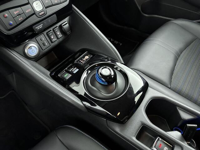 Nissan LEAF Tekna 40 kWh 150PK | Navigatie | Half-Leder | 360 Graden Camera | Stoel- en Stuurverwarming