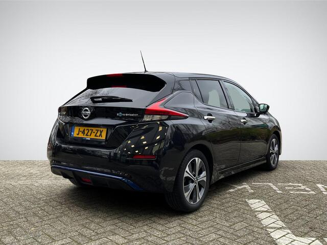 Nissan LEAF N-Connecta 40 kWh | Navigatie | 360° Camera | Apple Carplay/Android Auto | Stuur- + Stoelverwarming | Rijklaarprijs!