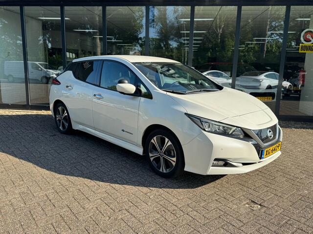 Nissan LEAF Tekna 40 kWh*Leder*Navigatie*Stoelverwarming*EXPORTPRIJS*