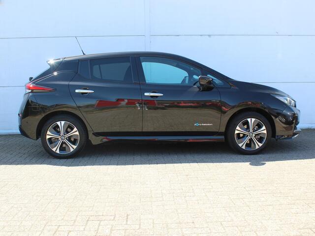 Nissan LEAF e+ Tekna 62 kWh / Lederen Bekleding / Bose / 360* camera / Warmtepomp / Stoelverwarming Voor & Achter /