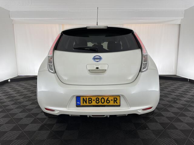 Nissan LEAF Tekna 30 kWh (INCL.BTW) Aut. *FULL-LEATHER | FULL-LED | BOSE-SURROUND | TOP-VIEW | KEYLESS | NAVI-FULLMAP | ECC | COMFORT-SEATS | 17"ALU*