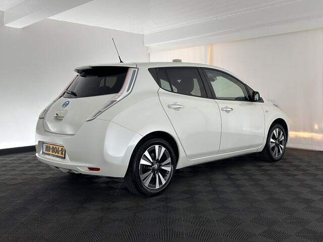 Nissan LEAF Tekna 30 kWh (INCL.BTW) Aut. *FULL-LEATHER | FULL-LED | BOSE-SURROUND | TOP-VIEW | KEYLESS | NAVI-FULLMAP | ECC | COMFORT-SEATS | 17"ALU*