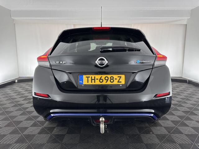 Nissan LEAF Tekna 40 kWh Aut.*1/2-LEATHER | FULL-LED | BOSE-SURROUND | ADAPTIVE-CRUISE | SURROUND-VIEW | KEYLESS | NAVI-FULLMAP | BLIS | DAB+ | ECC | PDC | COMFORT-SEATS | 17"ALU*