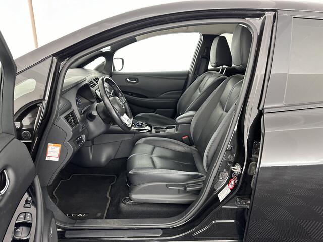 Nissan LEAF Tekna 40 kWh Aut.*1/2-LEATHER | FULL-LED | BOSE-SURROUND | ADAPTIVE-CRUISE | SURROUND-VIEW | KEYLESS | NAVI-FULLMAP | BLIS | DAB+ | ECC | PDC | COMFORT-SEATS | 17"ALU*