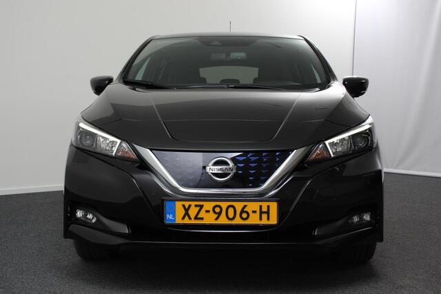 Nissan LEAF N-Connecta 40 kWh Automaat | Navigatie | Bluetooth | Cruise control | Camera | Parkeer sensoren |
