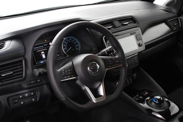 Nissan LEAF N-Connecta 40 kWh Automaat | Navigatie | Bluetooth | Cruise control | Camera | Parkeer sensoren |