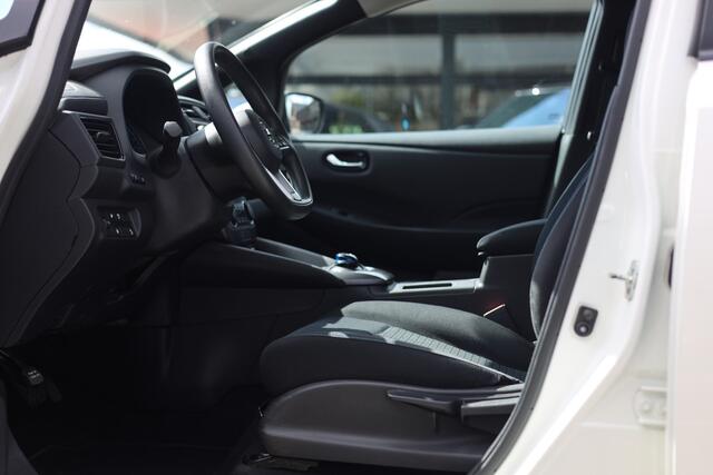 Nissan LEAF VISIA | CLIMA | CRUISE | 40 KWH