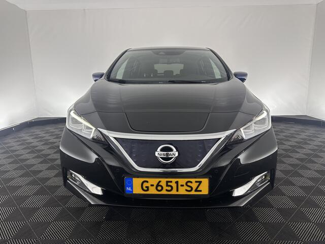 Nissan LEAF Tekna 40 kWh (INCL.BTW) Aut. *1/2LEATHER | FULL-LED | BOSE-SURROUND | ADAPTIVE-CRUISE | TOP-VIEW | KEYLESS | NAVI-FULLMAP | BLINDSPOT | DAB+ | ECC | PDC | HEATED-COMFORT-SEATS | TOWBAR | DIGI-COCKPIT | 17