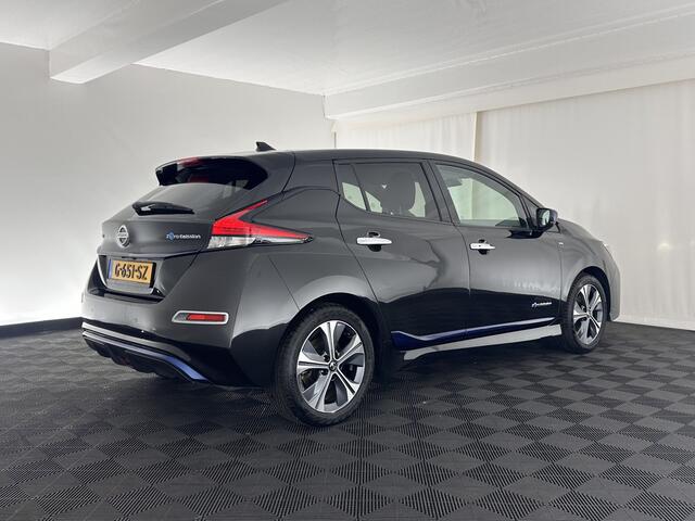 Nissan LEAF Tekna 40 kWh (INCL.BTW) Aut. *1/2LEATHER | FULL-LED | BOSE-SURROUND | ADAPTIVE-CRUISE | TOP-VIEW | KEYLESS | NAVI-FULLMAP | BLINDSPOT | DAB+ | ECC | PDC | HEATED-COMFORT-SEATS | TOWBAR | DIGI-COCKPIT | 17