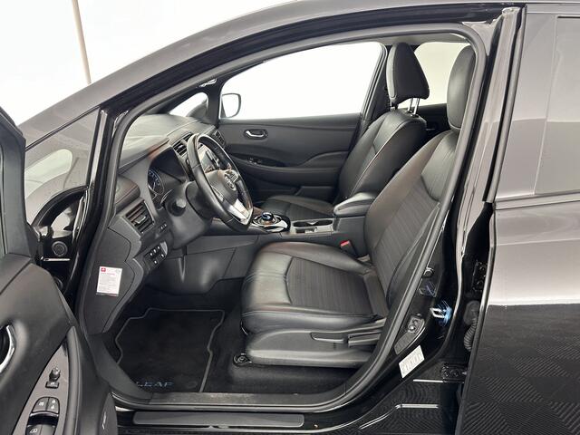 Nissan LEAF Tekna 40 kWh (INCL.BTW) Aut. *1/2LEATHER | FULL-LED | BOSE-SURROUND | ADAPTIVE-CRUISE | TOP-VIEW | KEYLESS | NAVI-FULLMAP | BLINDSPOT | DAB+ | ECC | PDC | HEATED-COMFORT-SEATS | TOWBAR | DIGI-COCKPIT | 17