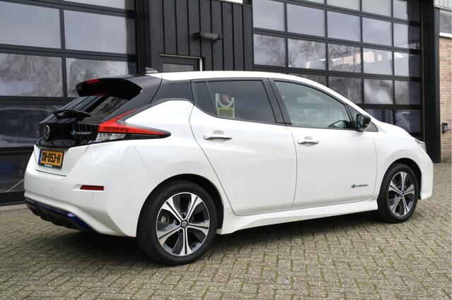 Nissan LEAF Tekna 40 kWh | Leder | Camera | NL-Auto | 360