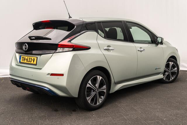 Nissan LEAF N-Connecta 40 kWh | Adapt. Cruise | 360 Camera | 17 inch LMV | Keyless | PDC