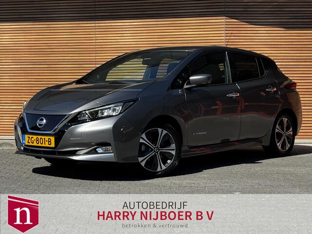 Nissan LEAF Tekna 40 kWh Camera / Trekhaak / Navigatie
