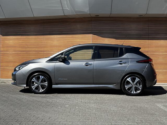 Nissan LEAF Tekna 40 kWh Camera / Trekhaak / Navigatie