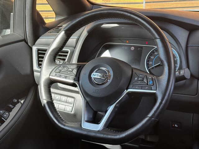 Nissan LEAF Tekna 40 kWh Camera / Trekhaak / Navigatie