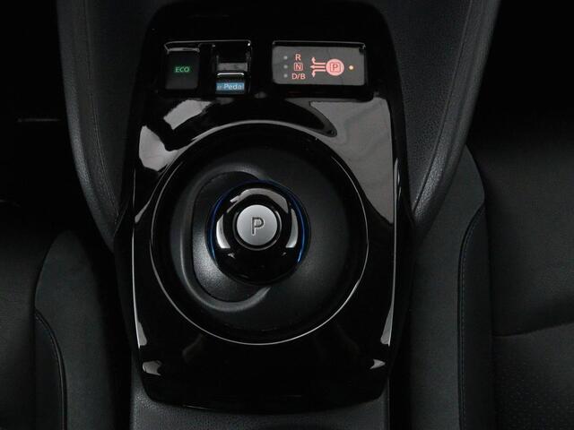 Nissan LEAF e+ Tekna 62 kWh | Leder | Stoelverwarming | 360 camera | Adaptive cruise | Full LED | Carplay | Navigatie | BOSE Sound