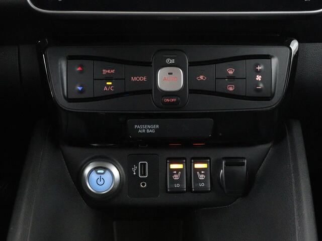 Nissan LEAF e+ Tekna 62 kWh | Leder | Stoelverwarming | 360 camera | Adaptive cruise | Full LED | Carplay | Navigatie | BOSE Sound