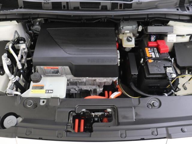 Nissan LEAF Acenta 40 kWh | Parkeercamera | Navigatie