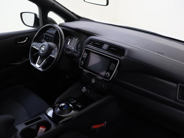 Nissan LEAF Acenta 40 kWh | Parkeercamera | Navigatie