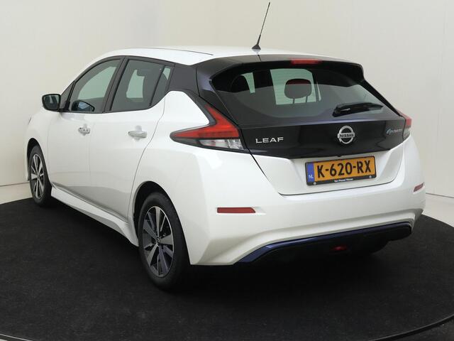 Nissan LEAF Acenta 40 kWh | Parkeercamera | Navigatie