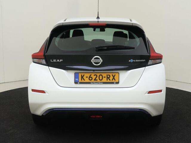 Nissan LEAF Acenta 40 kWh | Parkeercamera | Navigatie