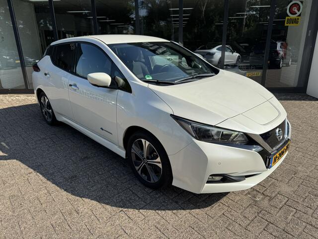 Nissan LEAF N-Connecta 40 kWh