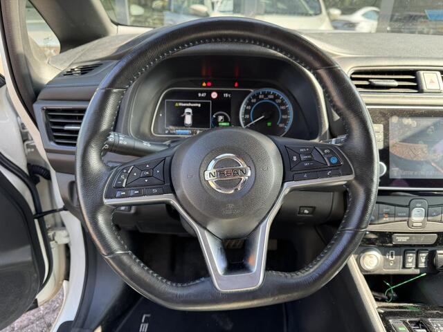 Nissan LEAF N-Connecta 40 kWh