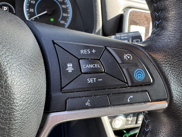 Nissan LEAF N-Connecta 40 kWh