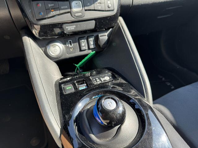 Nissan LEAF N-Connecta 40 kWh