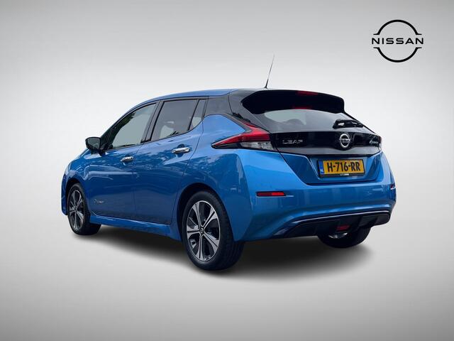 Nissan LEAF N-Connecta 40 kWh SoH 84% | Navigatie | 360° Camera | Stuur- + Stoelverwarming | Adapt. Cruise Control | Keyless Entry | Dodehoek Detectie | Rijklaarprijs!