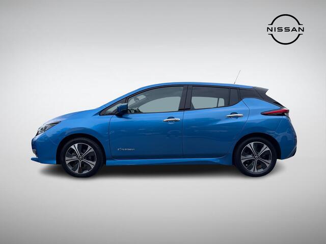 Nissan LEAF N-Connecta 40 kWh SoH 84% | Navigatie | 360° Camera | Stuur- + Stoelverwarming | Adapt. Cruise Control | Keyless Entry | Dodehoek Detectie | Rijklaarprijs!