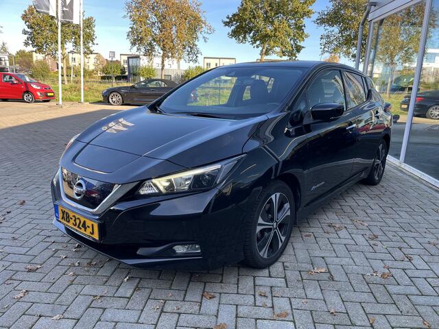 Nissan LEAF N-Connecta 40 kWh Camera / Stoel & stuur verwarming / LMV / Led
