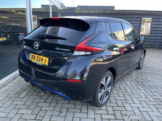 Nissan LEAF N-Connecta 40 kWh Camera / Stoel & stuur verwarming / LMV / Led