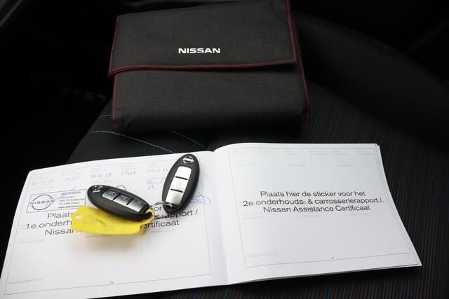 Nissan LEAF N-Connecta 40 kWh 91,1% SOH, Navigatie, Cruise control, 360 Camera, Stoelverwarming, Lederen interieur, Climate control
