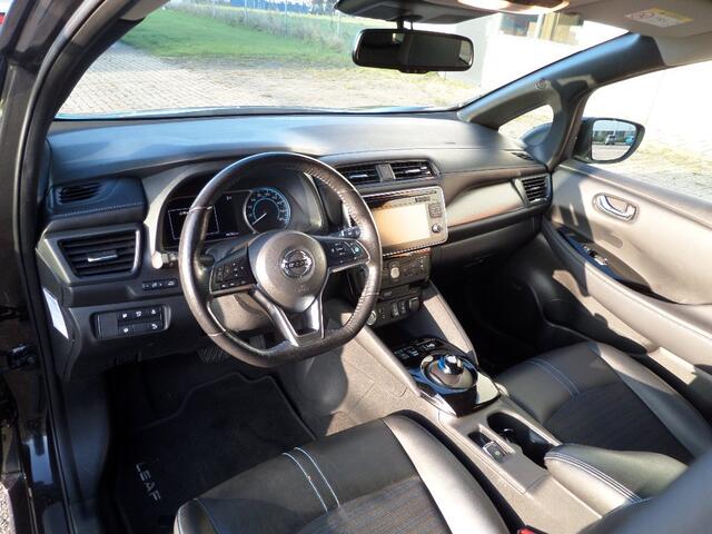 Nissan LEAF Tekna 40 kWh