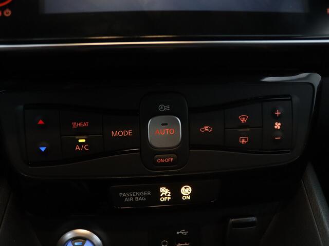 Nissan LEAF Acenta 40 kWh Climate control | Navig | Apple Carplay/Android Auto