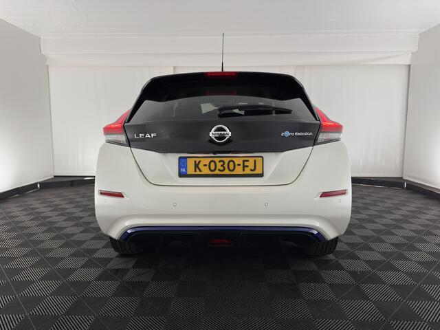 Nissan LEAF e+ Tekna 62 kWh {SOH-95%} (INCL-BTW) *Aut.*LEATHER-MICROFIBRE | FULL-LED | ADAPTIVE-CRUISE | BOSE-AUDIO | TOP-VIEW | DAB | KEYLESS | NAVI-FULLMAP | DAB | HEATED-COMFORTSEATS | BLIND-SPOT | PRIVACY-GLASS | 17''ALU*