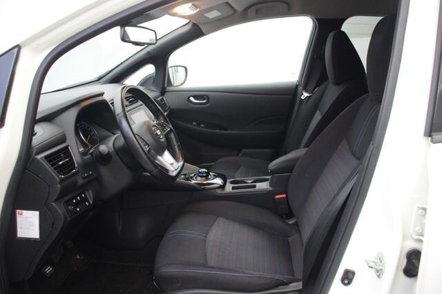 Nissan LEAF N-Connecta 40 kWh - Carplay, Navi, Camera, Cruise, Stoelverw.