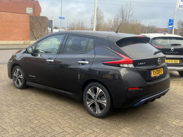 Nissan LEAF 2.ZERO EDITION 40 kWh Navigatie Carplay Stoel + Stuur verwarming Leder Led koplampen Dab ACC Getint Glas NL Auto