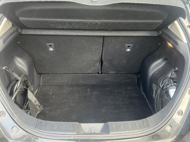 Nissan LEAF 2.ZERO EDITION 40 kWh Navigatie Carplay Stoel + Stuur verwarming Leder Led koplampen Dab ACC Getint Glas NL Auto