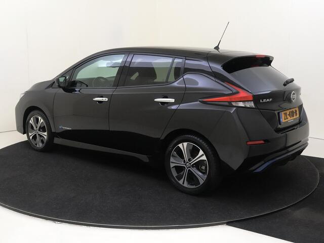 Nissan LEAF Tekna 40 kWh | Navigatie | Adaptive cruise control | Parkeersensoren & Camera | Apple & Android Carplay | Climate Control | Automatische verlichting & Regensensoren |