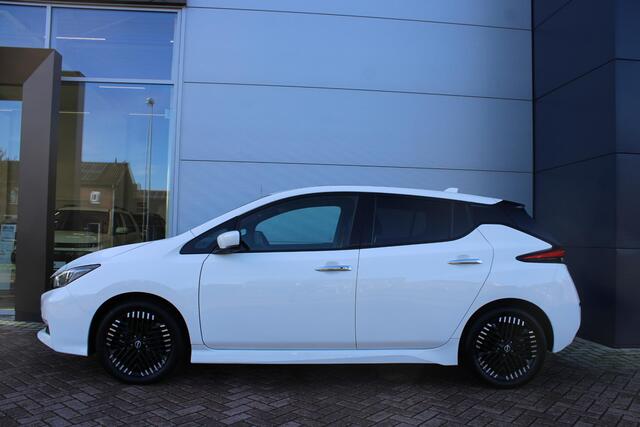 Nissan LEAF Tekna 40 kWh Automaat Airco Navi Camera Carplay 11.128km Nieuwstaat