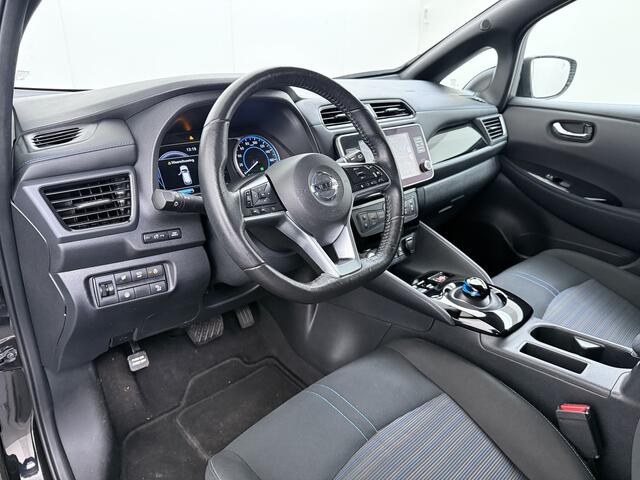 Nissan LEAF N-Connecta 40kWh Navi Ecc 360°Camera Adap.Cruise Pdc Keyless Blindspot Apple Carplay Android Auto Lmv 17" Stoel+Stuurverwarming DAB Bluetooth Lmv Privacyglas 1e Eigenaar Origineel Nederlandse Auto