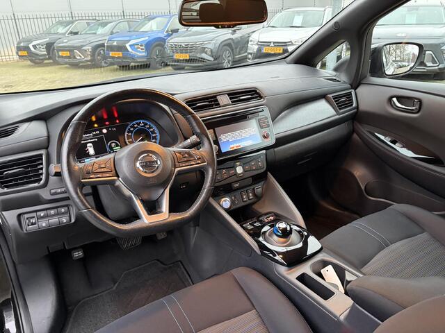 Nissan LEAF N-Connecta 40 kWh LED Pack