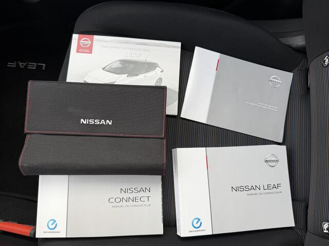 Nissan LEAF N-Connecta 40 kWh 360 Graden Camera / Stoelverwarming / Stuurwielverwarming / Navigatie / Cruise Control / NAP Logisch / Dealer Onderhouden