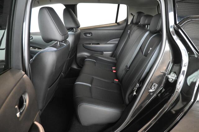 Nissan LEAF Tekna 40 kWh Clima Navigatie Stoelverwarming Goed Onderhouden! Inruil Mogelijk!