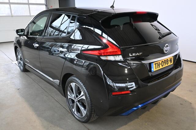 Nissan LEAF Tekna 40 kWh Clima Navigatie Stoelverwarming Goed Onderhouden! Inruil Mogelijk!