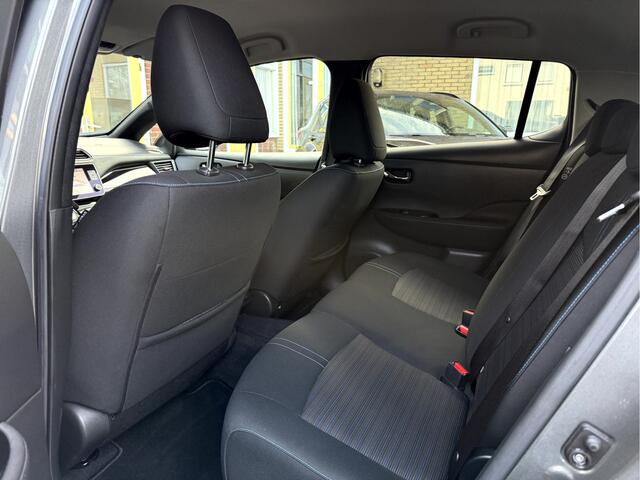 Nissan LEAF e+ N-Connecta 59 kWh SOH 94%, App Connect, 17''Lmv, Stoelverwarming