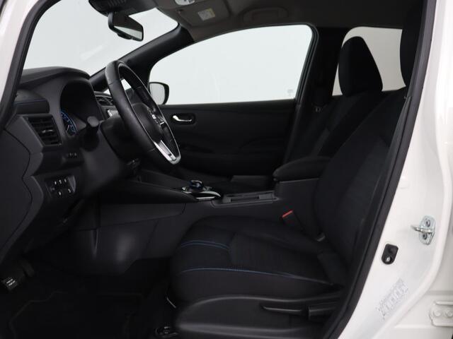 Nissan LEAF e+ N-Connecta 62 kWh | SOH 94% | Stoelverwarming | 360 Camera | Adaptive cruise | Carplay | Keyless | Full LED | Achterbankverwarming | Climate control